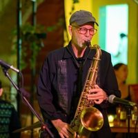 Muere Paul R. Cohen, saxofonista y esposo de Lila Downs