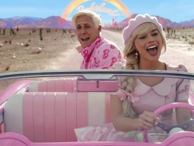 Ken, el novio de Barbie, evita posar abrazado con Simu Liu (video)