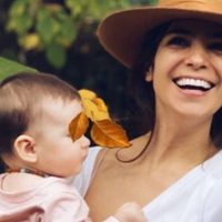 Así se prepara para el verano: Agustina Cherri retrató a Alba con este look que nos dejó enamorados