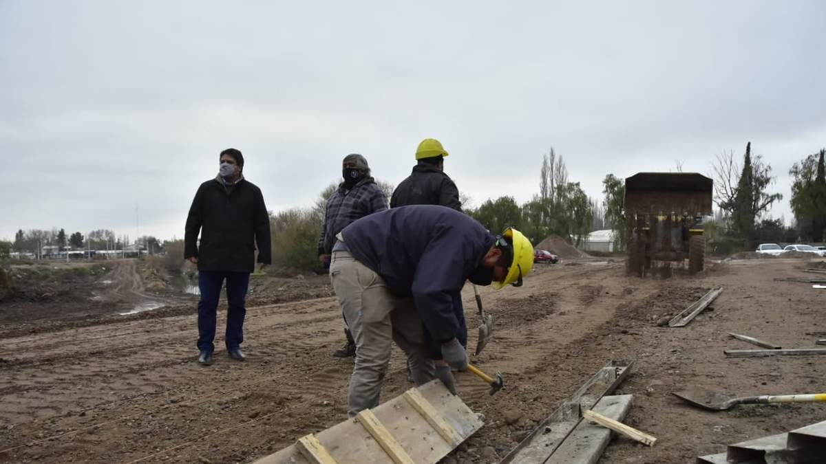 El intendente, Mariano Gaido, recorre los avances del Plan Capital. Fuente: (Twitter)