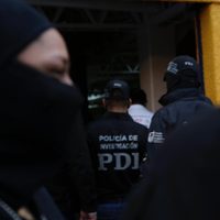 Fiscalía catea La Polar y detiene a dos personas que estaban adentro (Fotogalería)