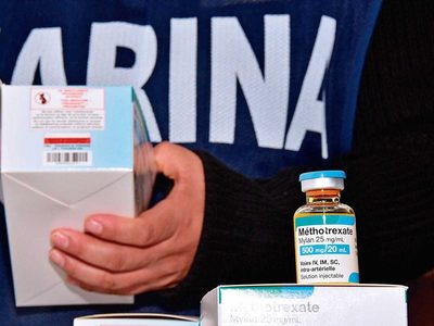 Medicamentos inseguros: falla la vigilancia de Cofepris (Video)
