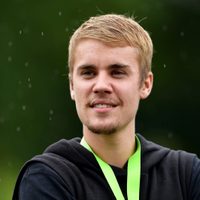 Buena compañía: con todo el estilo, Justin Bieber deslumbró a sus fans con esta postal de anticipo