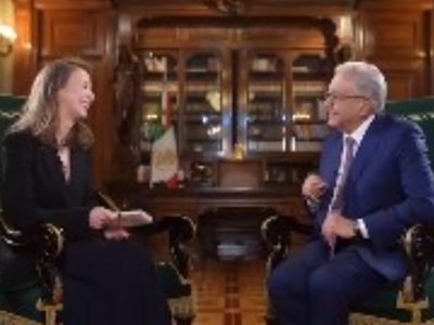 “Me vas a dejar como limón exprimido”: AMLO da entrevista a periodista rusa Inna Afinogenov (Video)