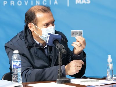 Omar Gutiérrez presentó el boleto estudiantil gratuito provincial