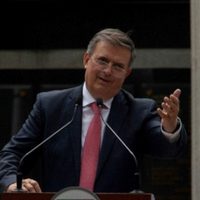 Más que señalar culpables, hay que centrarse en la cooperación bilateral en seguridad: Ebrard