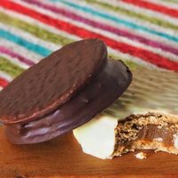 Alfajores tipo Jorgito con baño de repostería: así podés prepararlos en casa y no gastar de más en un kiosco