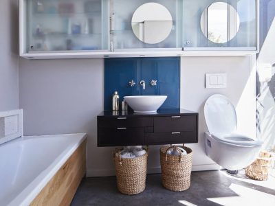 No gastes de más: el truco más fácil y efectivo para mantener tu baño perfumado