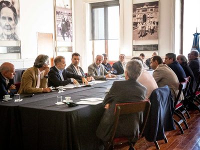 El Gobierno creó una mesa de trabajo para atender la falta de combustible en el país