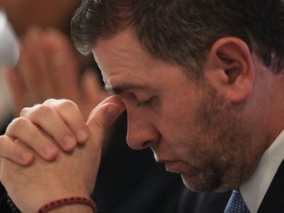 '¡Usted debería estar desempleado!”, recriminan legisladores a Castillo
