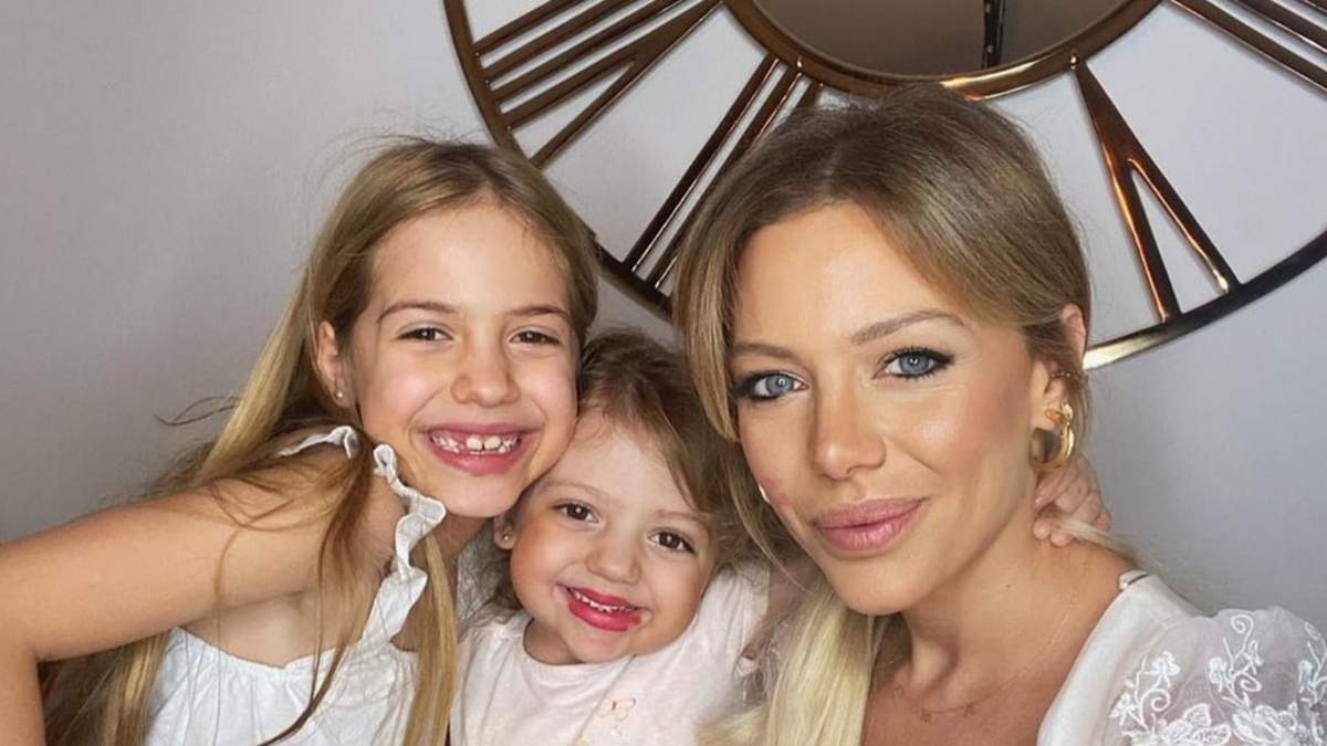 Evangelina Anderson y sus hijas. Fuente: (Instagram)