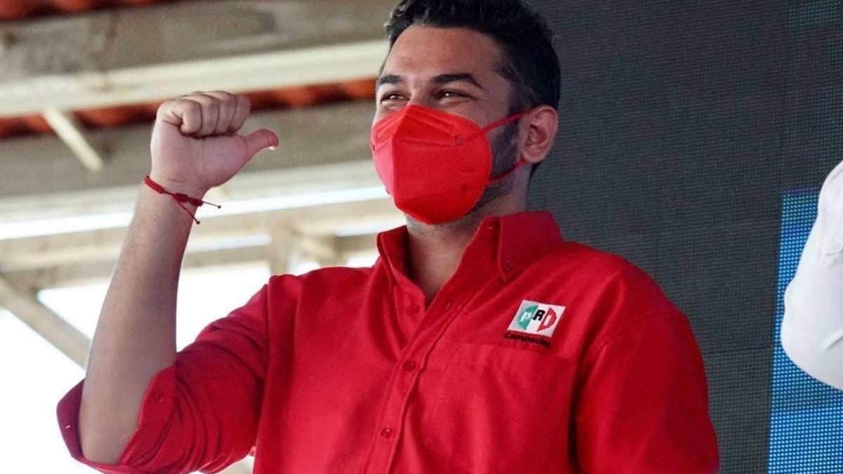 El diputado priista Carlos Miguel Aysa