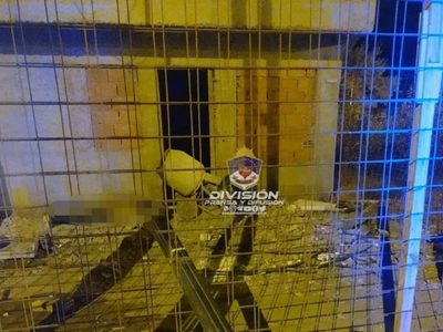 Un joven de 23 años fue descubierto después de robar en una obra en construcción