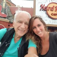 La hermosa planta que Alberto Cormillot y Estefanía Pasquini tienen en su jardín: es mágica y fácil de cuidar