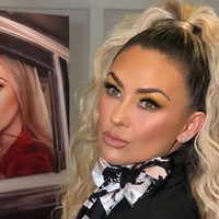 "¡Mujer fatal!" Aracely Arámbula y un top muy ajustado que... ¡Dejó todo afuera!