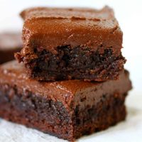 Probá esta receta y la vas a hacer siempre: brownie sin manteca, económico y bien húmedo