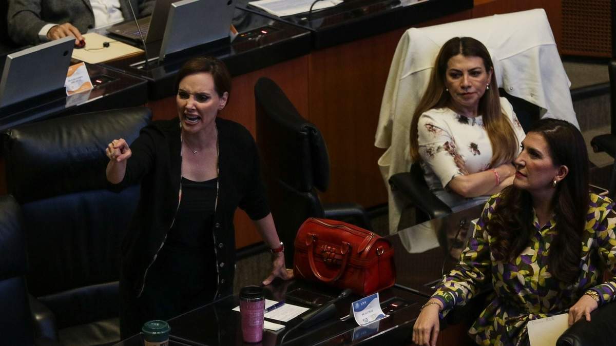 Lilly Téllez y Kenia López reclamaron al gobierno la desaparición del Fonden