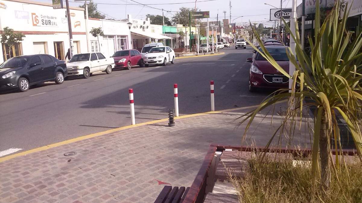 Calle Roca en Cutral Co. Fuente: (Twitter)