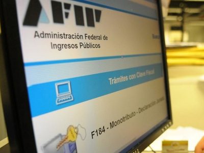 La AFIP prorrogó hasta finales de julio el pago de varios impuestos