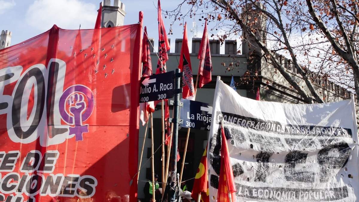 Organizaciones sociales en Casa de Gobierno. Fuente: (Emiliano Ortiz)