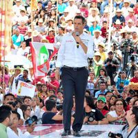 Priistas de negro historial dan apoyo a Murat junior en Oaxaca