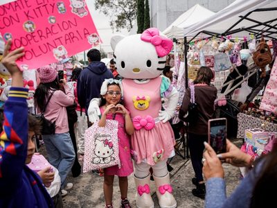 A sus 50 años, Hello Kitty tiene todo un imperio mexicano