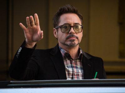 ¡Los traicionó a todos! Robert Downey Jr. se aleja de Marvel y se cruza de bando