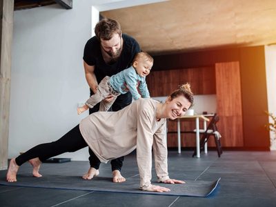 3 ejercicios de tríceps que podés hacer en casa si no encontrás el tiempo para el gym