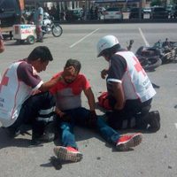 En otra agresión contra periodistas, un auto embiste a reportero en Guerrero