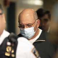 Dan 5 meses de cárcel a exejecutivo de Trump por mentir en el tribunal