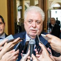 González García anticipó algunos puntos de la tercera fase del aislamiento
