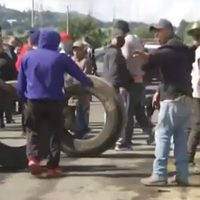 Bloqueo intermitente en la México-Cuernavaca contra cobros excesivos y cortes de la CFE