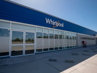 Whirpool, gigante de la industria, cerró su planta de Pilar y despidió a todos sus trabajadores