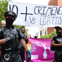 Reportan 30 mil personas en la Marcha del Orgullo LGBTTTIQ+