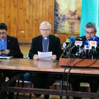 Iglesia católica en Chile publica lista de 42 religiosos condenados por pederastia