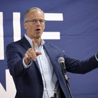 Republicanos eligen a John Thune como su nuevo líder en la Cámara de Senadores del Capitolio