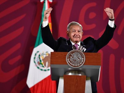 AMLO presume que la inflación ya llegó a su límite máximo y va a empezar a bajar