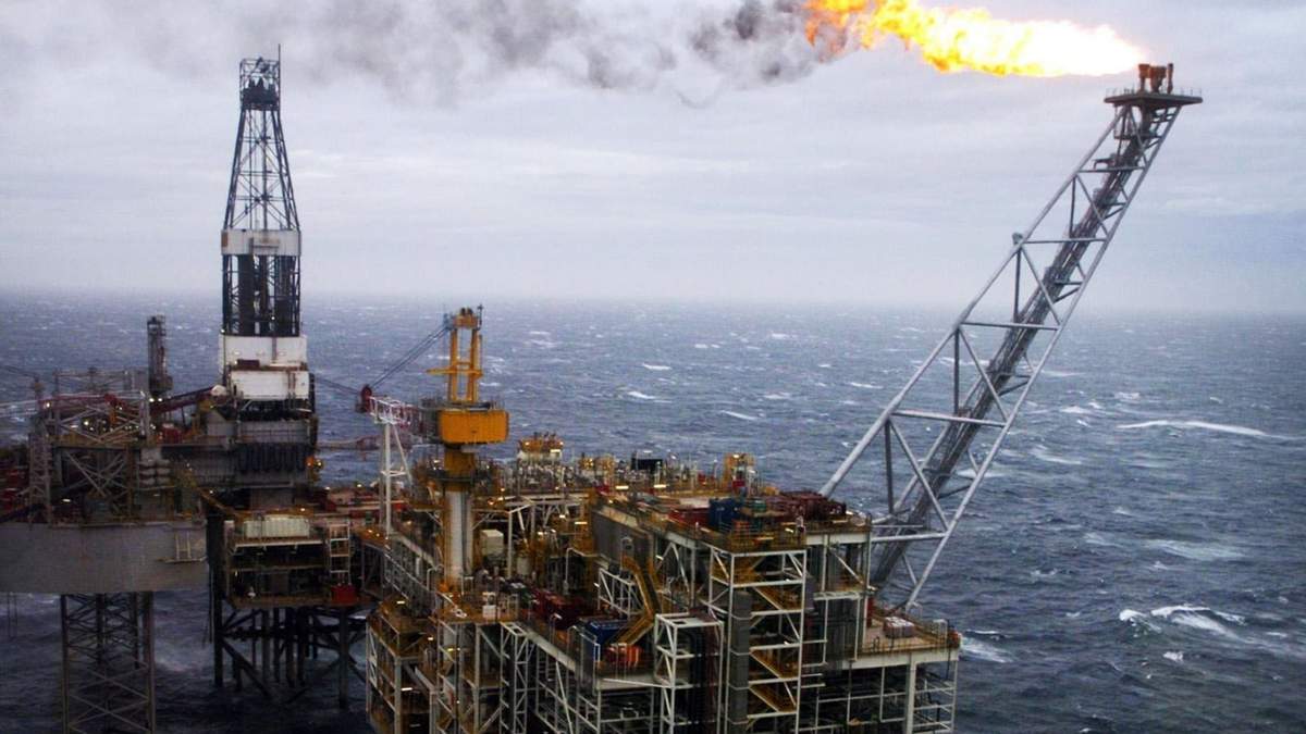 Plataforma petrolífera en el mar del Norte. Fuente: (Twitter)
