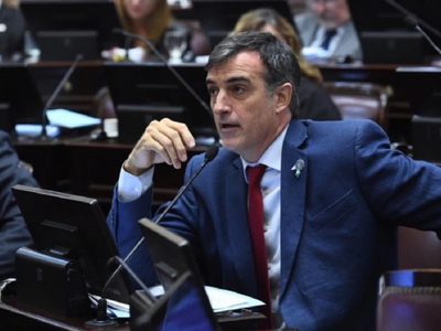 Esteban Bullrich criticó a Cristina Kirchner por "alentar al deterioro institucional"