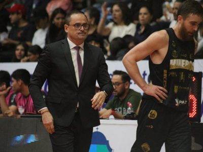Destituyen a Pedro Carrillo como entrenador de los Mineros de Zacatecas de la LNBP