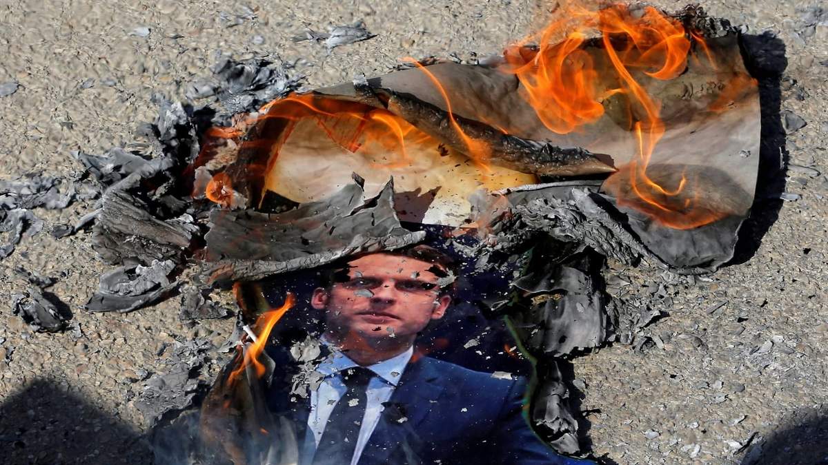 En los últimos días hubo protestas contra el presidente francés, Emmanuel Macron, en varios países de mayoría musulmana. Fuente: (Twitter)