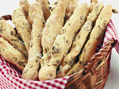 Torcetti de oliva: poné la pava y preparate para deleitarte con estos palitos crocantes ideales para cualquier ocasión