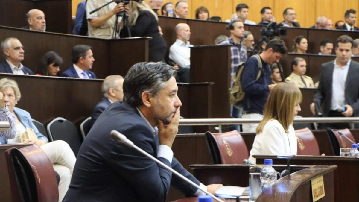 Mariano Mansilla (UNE) participó del inicio de un nuevo periodo en la Legislatura. Fuente: (Twitter)