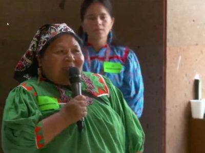 Mujer rarámuri se queja del programa Sembrando Vida: “ahora es sembrando caguamas”