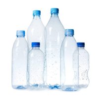 No tires las botellas plásticas: mirá cómo crear esta fabulosa maceta colgante y colorida