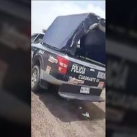 Policías de Ecatepec son cesados, tras ser grabados teniendo sexo en una patrulla