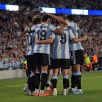 Se suma al Diablito Echeverri: la figura de la Selección Argentina que aterriza en Alemania