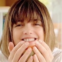 ¿Es ella? Araceli González sorprende a sus fanáticos con un radical cambio de look