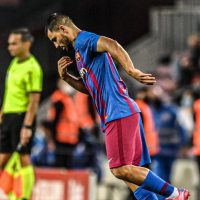 El Kun Agüero rompe en llanto al anunciar el fin de su carrera por motivos médicos
