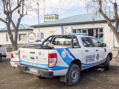 Tras un problema entre familias, una comisaría fue destrozada en General Roca